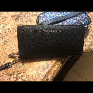Michael Kors Women’s Waller